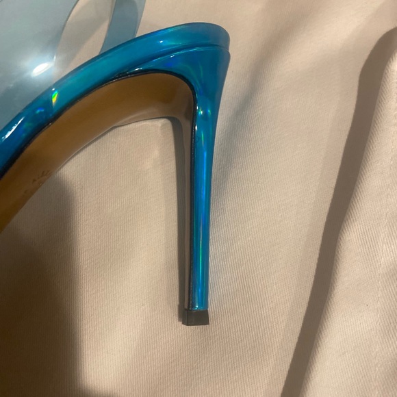 Alexandre Vauthier Transparent Turquoise Blue Slingback Heels US Size6 MSRP $725 - Picture 9 of 9